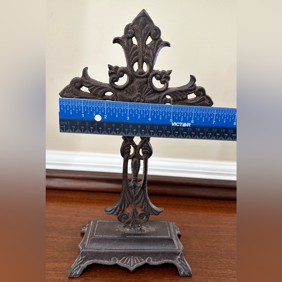 Iron Cross - Picture 2 of 8